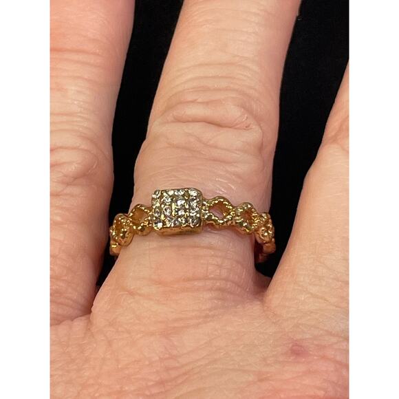 Women's Gold CZ Ring EUC 7.5 - Picture 2 of 4